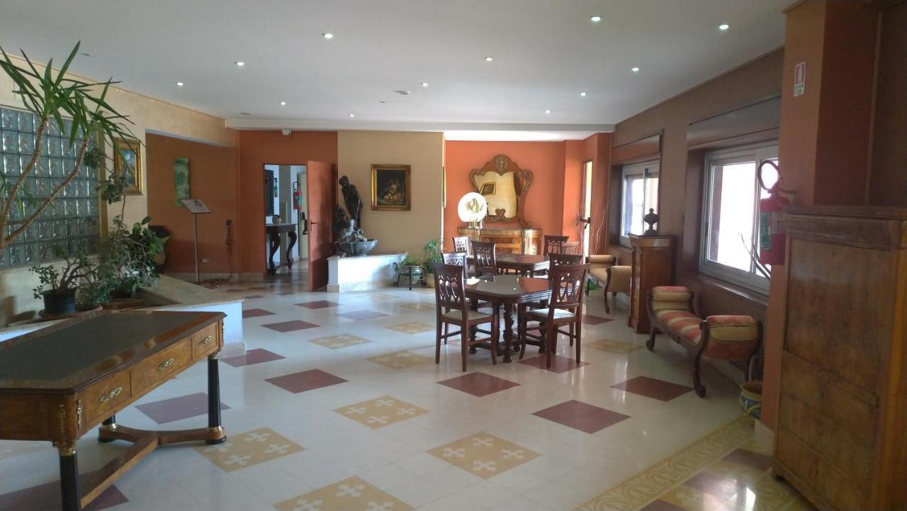 Tk Hotel - Ex Ares Сан Джовани ла Пунта Екстериор снимка
