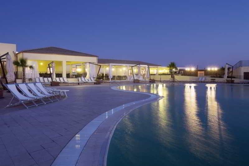 Tk Hotel - Ex Ares Сан Джовани ла Пунта Екстериор снимка